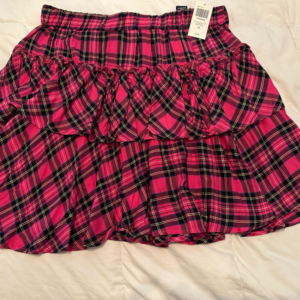 NWT Monster High Collection black and pink skirt